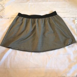 This is a size 3 skirt from Joe Benbasset.